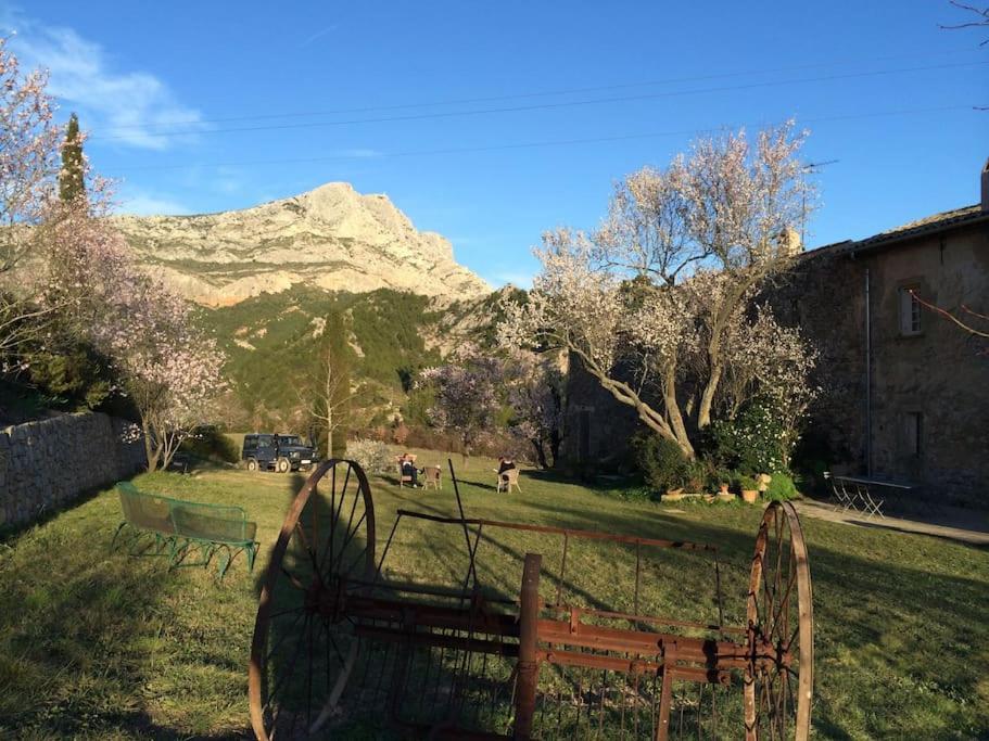 Maison A Aix En Provence Au Pied De La Sainte Victoire Beaurecueil Eksteriør billede